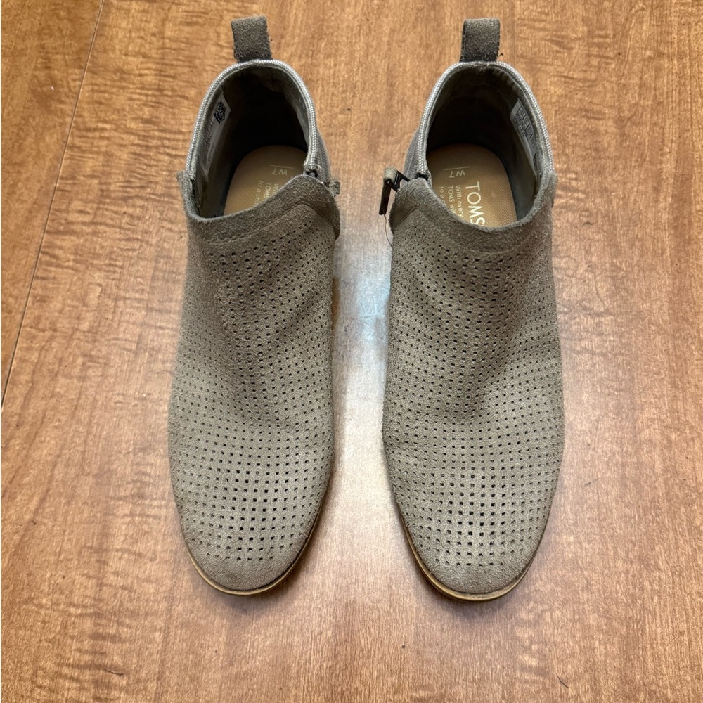 Women’s Toms Tan Perforated Suede Booties